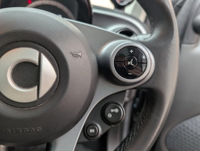 2025 Smart Fortwo
