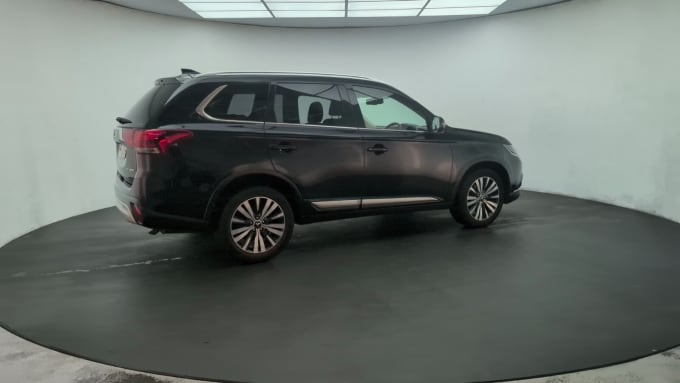 2025 Mitsubishi Outlander
