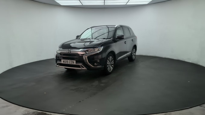 2025 Mitsubishi Outlander
