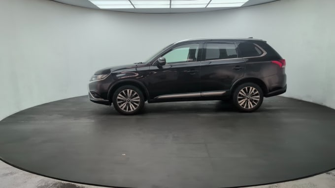 2025 Mitsubishi Outlander