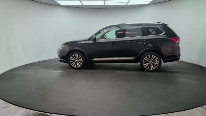 2025 Mitsubishi Outlander