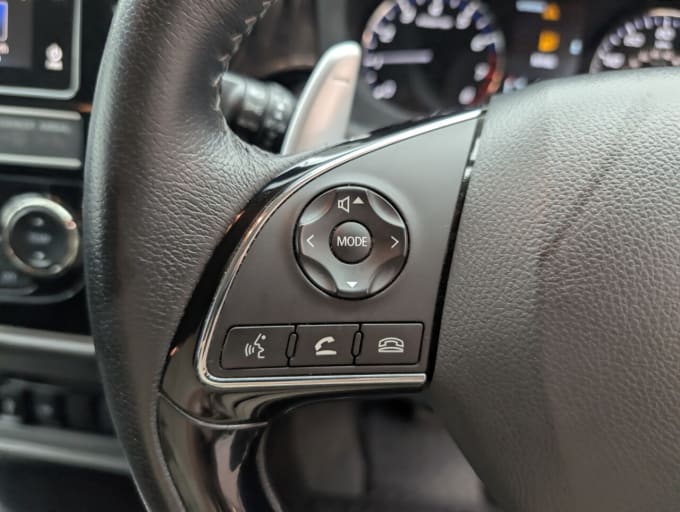 2025 Mitsubishi Outlander