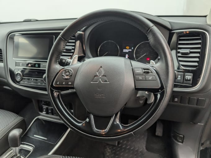 2025 Mitsubishi Outlander