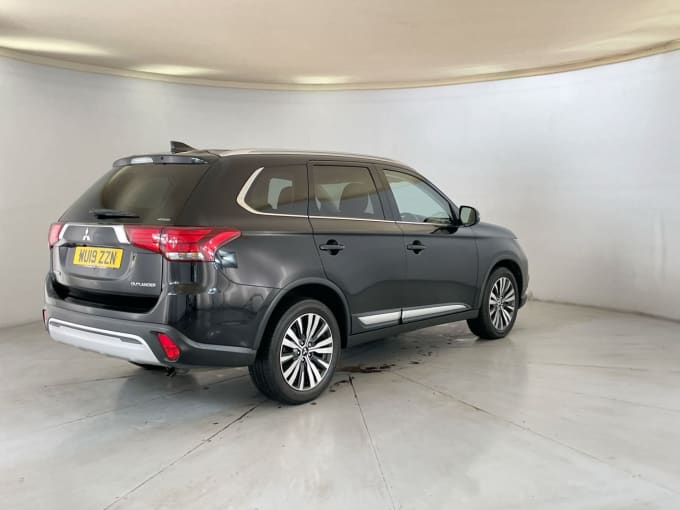 2025 Mitsubishi Outlander
