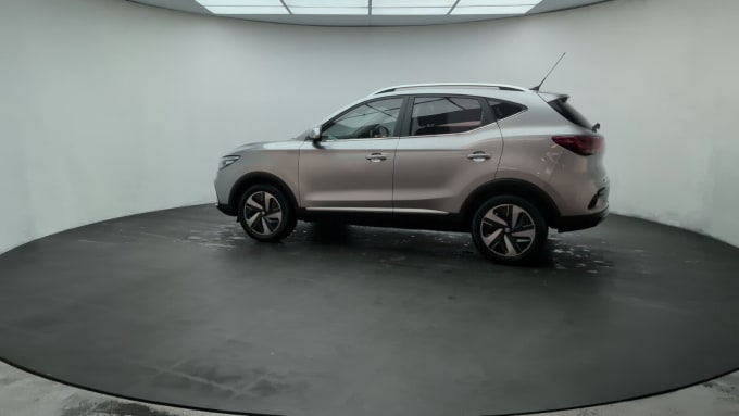 2025 Mg Mg Zs