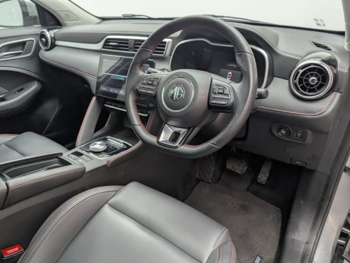 2025 Mg Mg Zs
