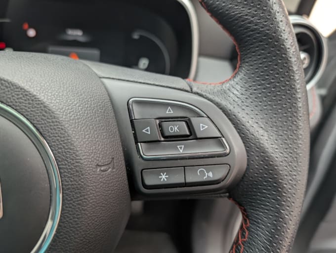 2025 Mg Mg Zs