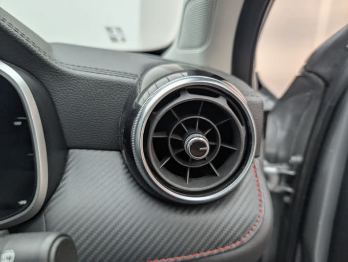 2025 Mg Mg Zs