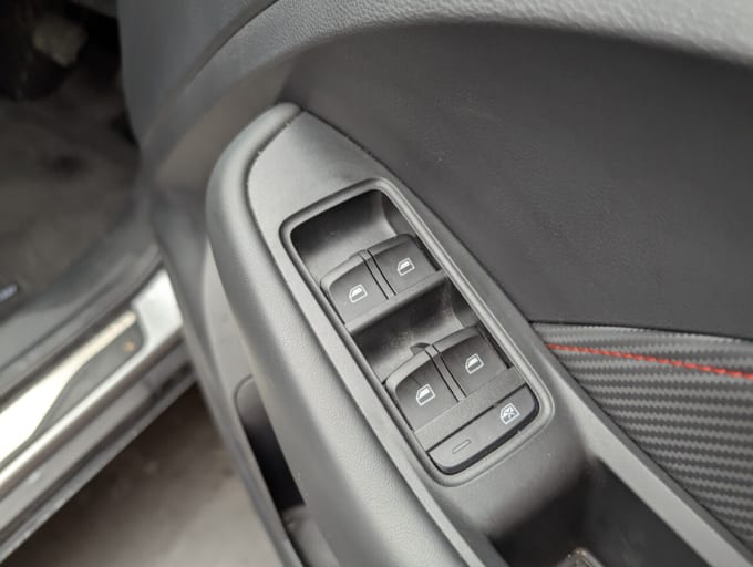 2025 Mg Mg Zs