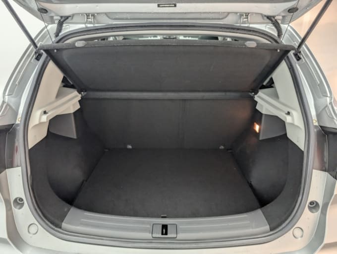 2025 Mg Mg Zs