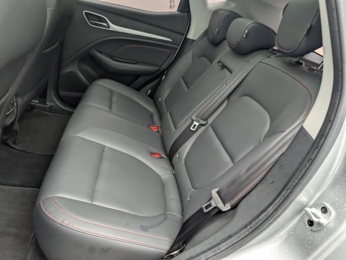 2025 Mg Mg Zs
