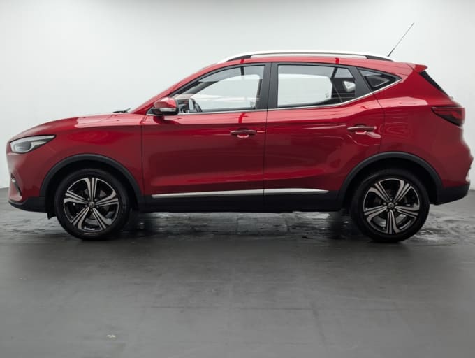 2025 Mg Mg Zs