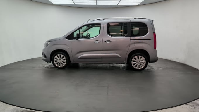 2025 Vauxhall Combo Life