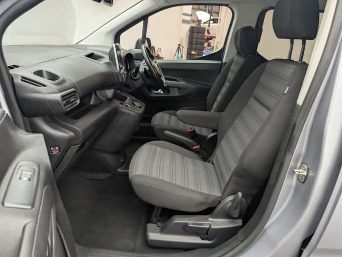 2025 Vauxhall Combo Life