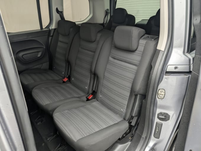2025 Vauxhall Combo Life