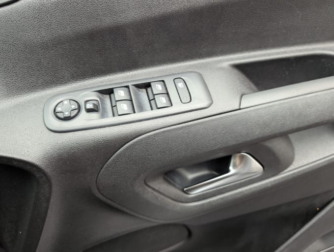 2025 Vauxhall Combo Life