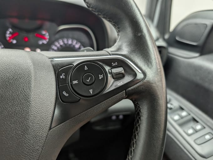 2025 Vauxhall Combo Life