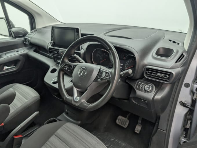 2025 Vauxhall Combo Life