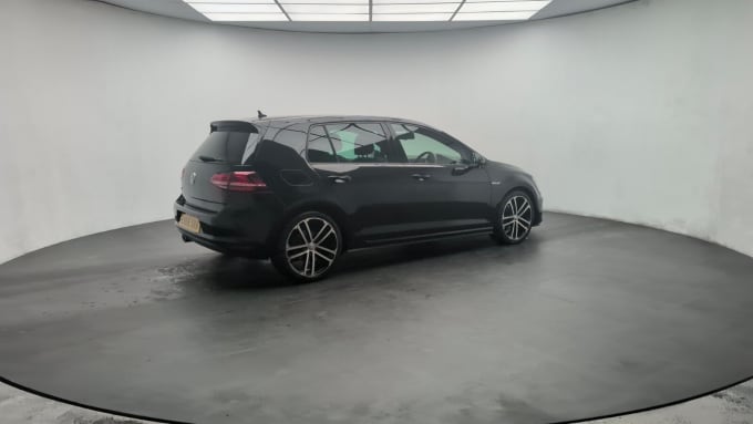 2025 Volkswagen Golf