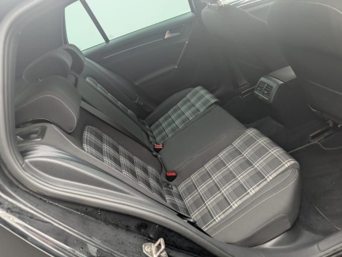2025 Volkswagen Golf