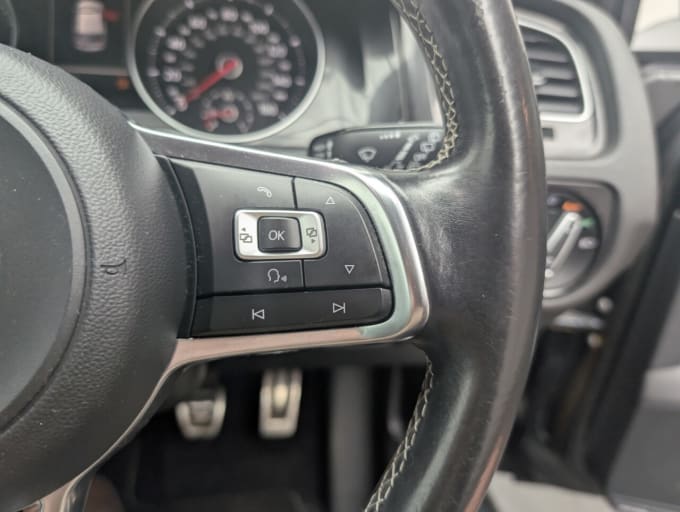 2025 Volkswagen Golf