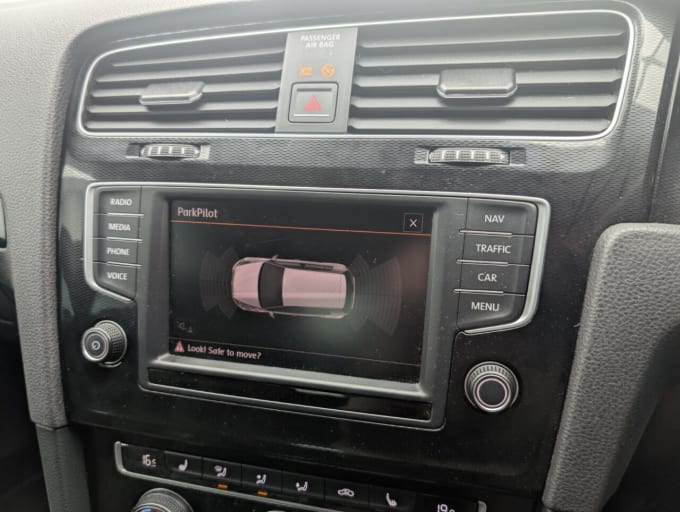 2025 Volkswagen Golf