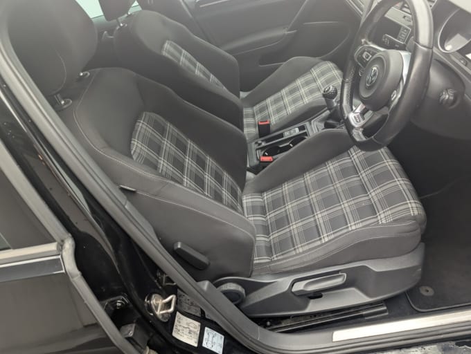 2025 Volkswagen Golf