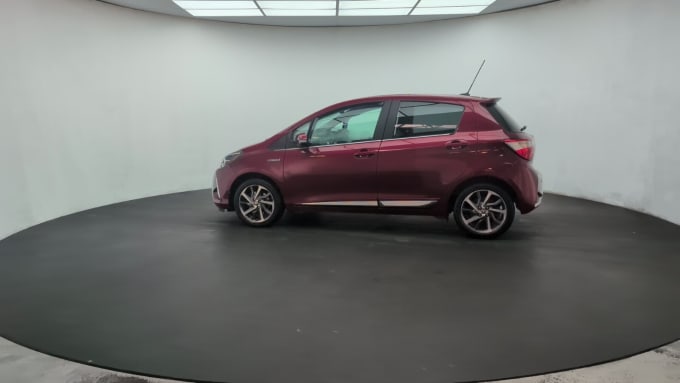 2025 Toyota Yaris