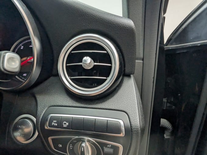 2025 Mercedes-benz Glc