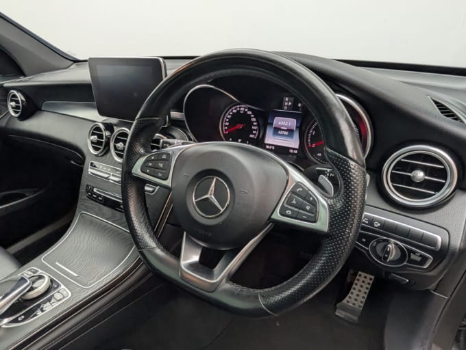 2025 Mercedes-benz Glc