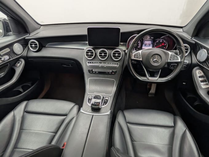 2025 Mercedes-benz Glc