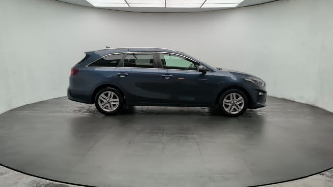 2025 Kia Ceed
