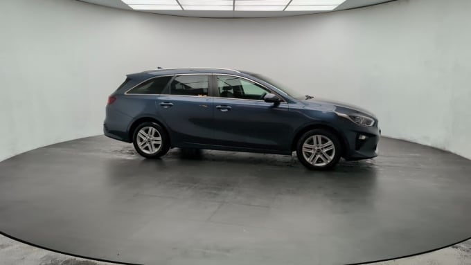 2025 Kia Ceed