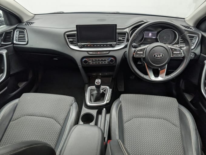 2025 Kia Ceed