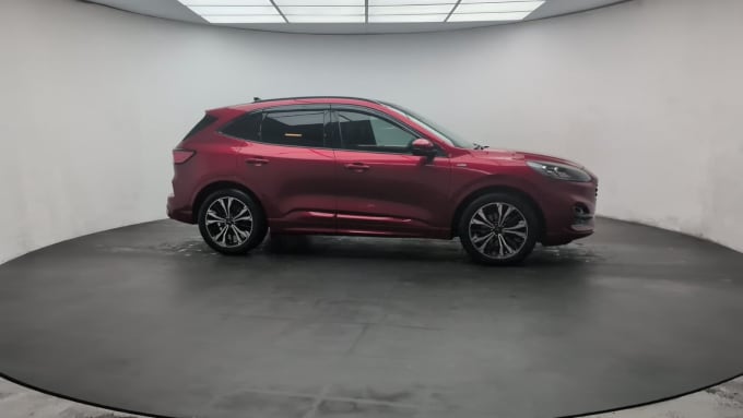 2025 Ford Kuga