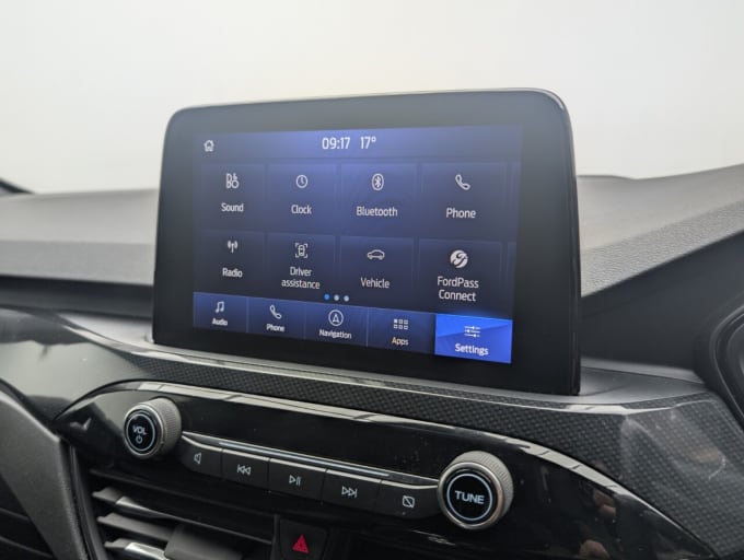 2025 Ford Kuga
