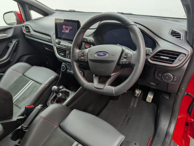2025 Ford Fiesta