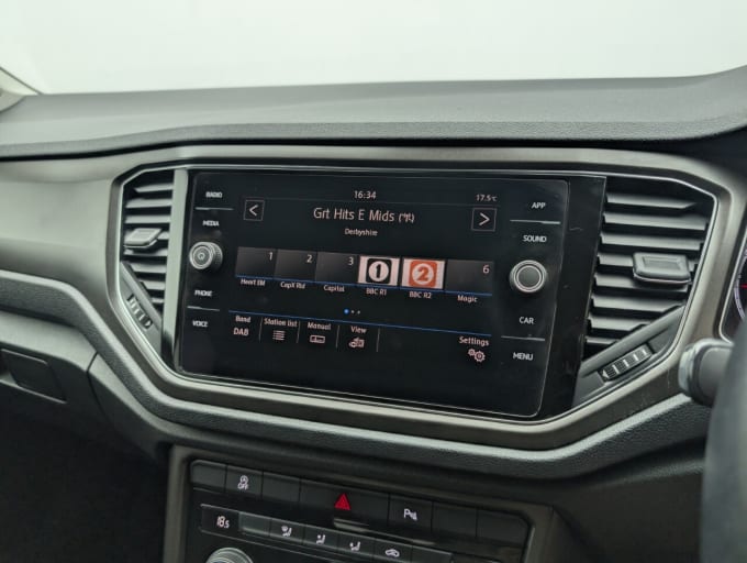 2025 Volkswagen T-roc