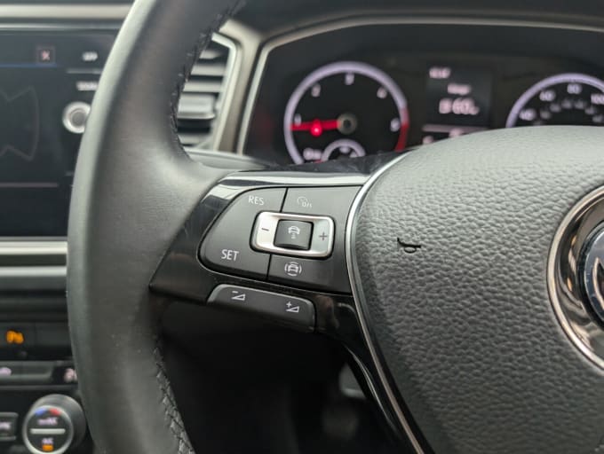2025 Volkswagen T-roc