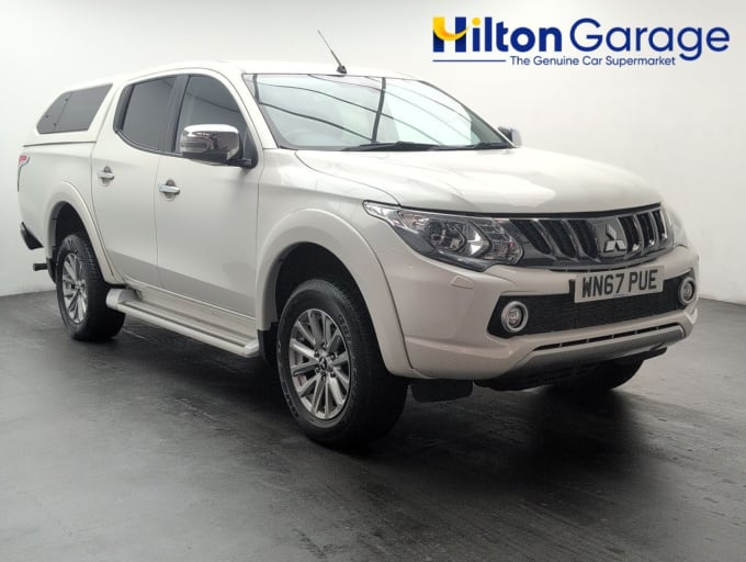 2025 Mitsubishi L200