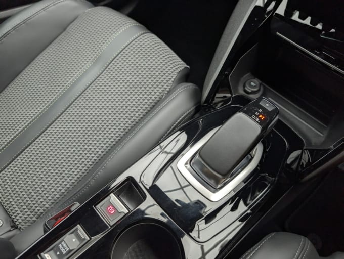 2025 Peugeot E-208