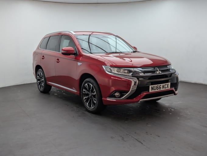 2025 Mitsubishi Outlander
