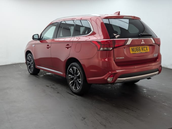 2025 Mitsubishi Outlander