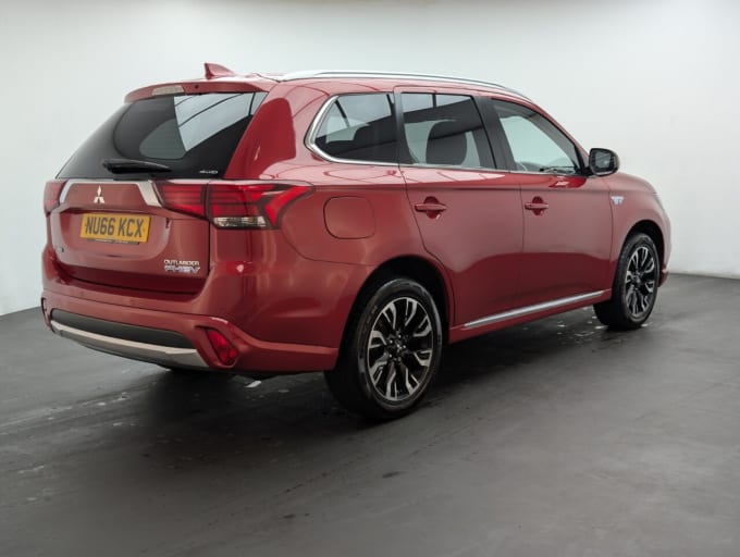 2025 Mitsubishi Outlander