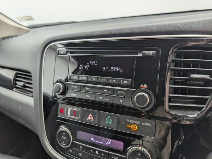 2025 Mitsubishi Outlander