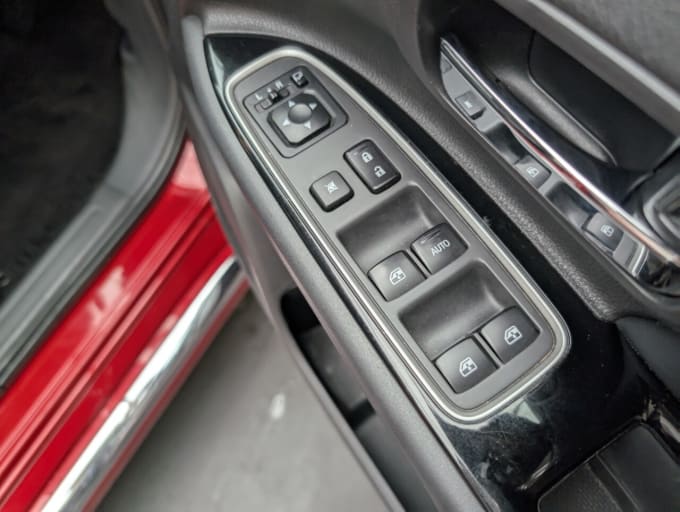 2025 Mitsubishi Outlander