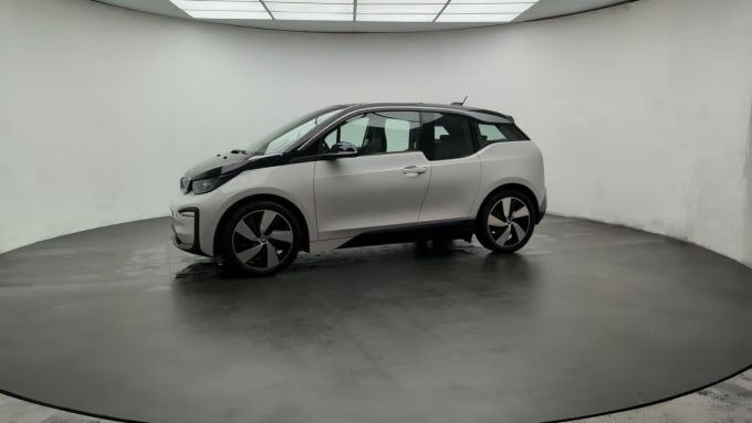 2025 BMW I3