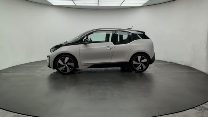 2025 BMW I3