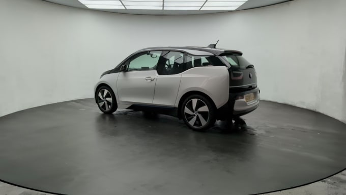 2025 BMW I3