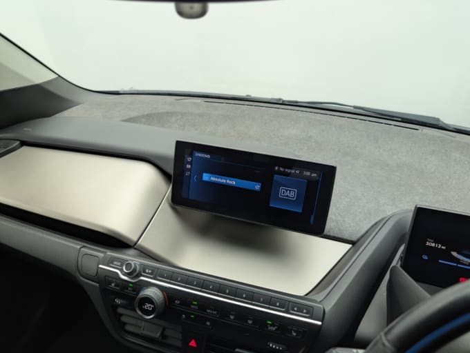 2025 BMW I3